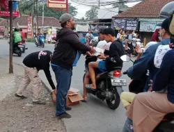 Pekan Kedua Ramadan, Media Kupas Merdeka Bagikan Takjil Berbuka Puasa