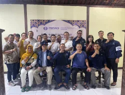 Buka Bersama dan Rapat Pengurus DPC Peradi Cibinong Kabupaten Bogor yang dipimpin oleh Oteu Herdiansyah