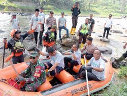 Kolaborasi Massal, Satgas Cikaniki dan PT Antam Bersihkan Sungai Cikaniki Jilid 2