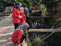 Ciptakan Kebersihan, Muspika Jasinga Bersama UPT DLH Gaungkan Jumsih di Desa Bagoang