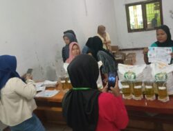 Pemdes Wangunjaya Salurkan Bansos Beras Dan Migor Kepada 1141 KPM ‎