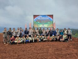 Dukung Program Ketahanan Pangan, Polsek Cigudeg Tanam Jagung bersama Poktan Harapan Mulya Di Desa Cileuksa