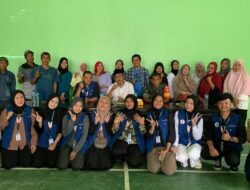 Mahasiswa KKN UBA Gelar Penyuluhan Hukum di Desa Koleang, Ajak Warga “Melek Hukum”
